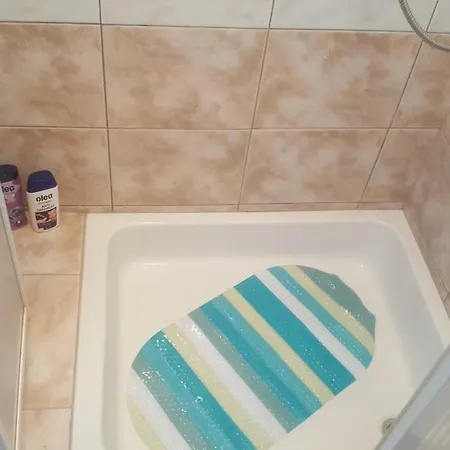 Neda Apartament *
