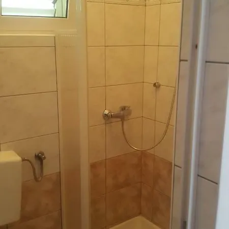 Neda Apartament