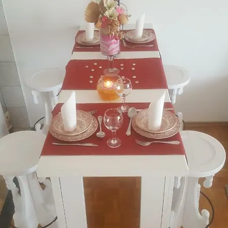 Neda Apartment