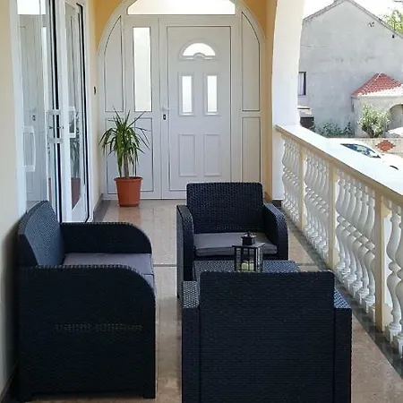 Apartment Neda