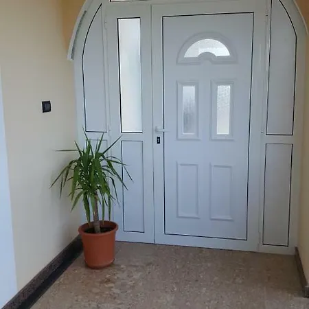 Apartment Neda